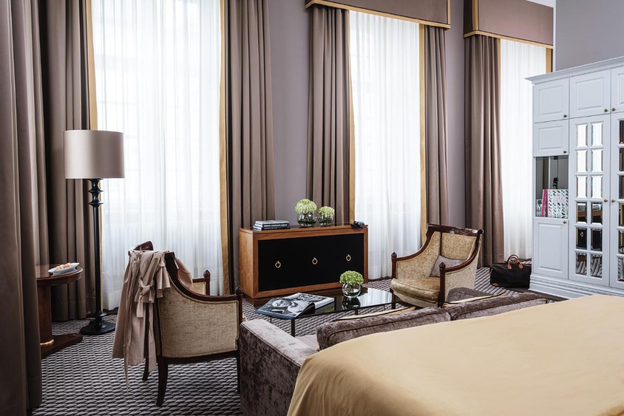 Althoff Grandhotel Schloss Bensberg Bergisch Gladbach Dış mekan fotoğraf A suite at the Mandarin Oriental, Munich