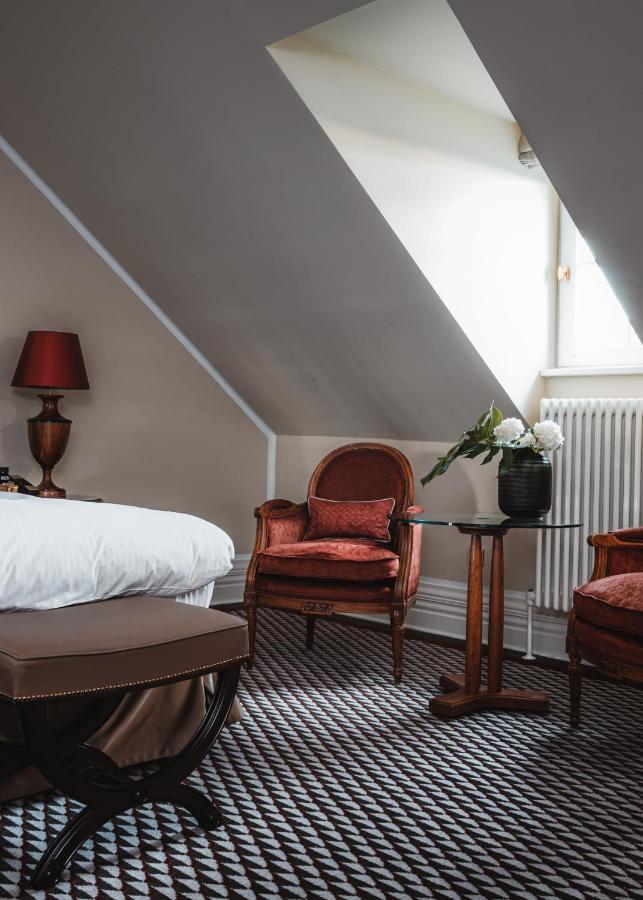 Althoff Grandhotel Schloss Bensberg Bergisch Gladbach Dış mekan fotoğraf A room at the hotel