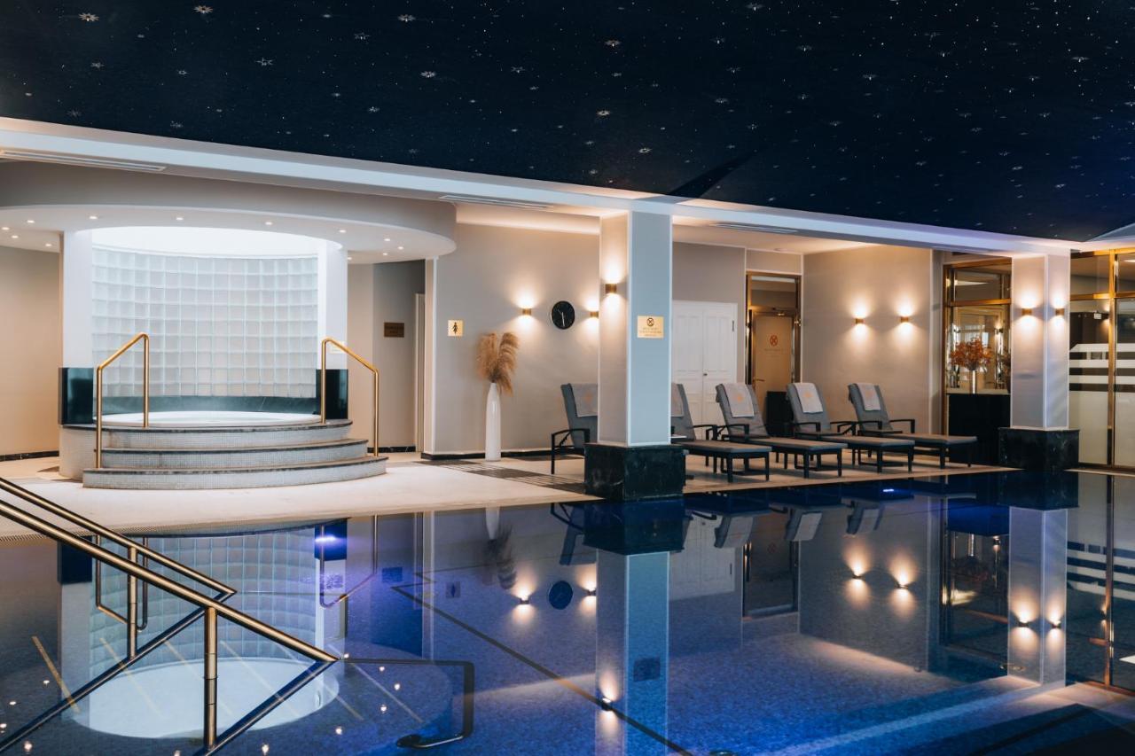 Althoff Grandhotel Schloss Bensberg Bergisch Gladbach Dış mekan fotoğraf The spa at The Dorchester
