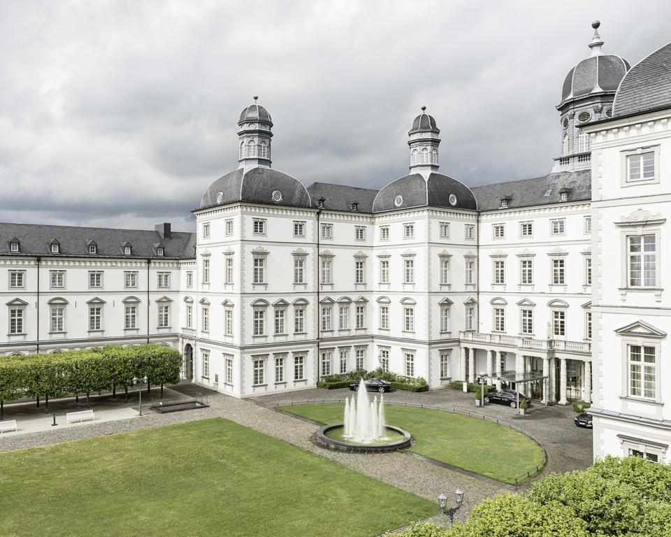 Althoff Grandhotel Schloss Bensberg Bergisch Gladbach Dış mekan fotoğraf The former abbey of Kamp