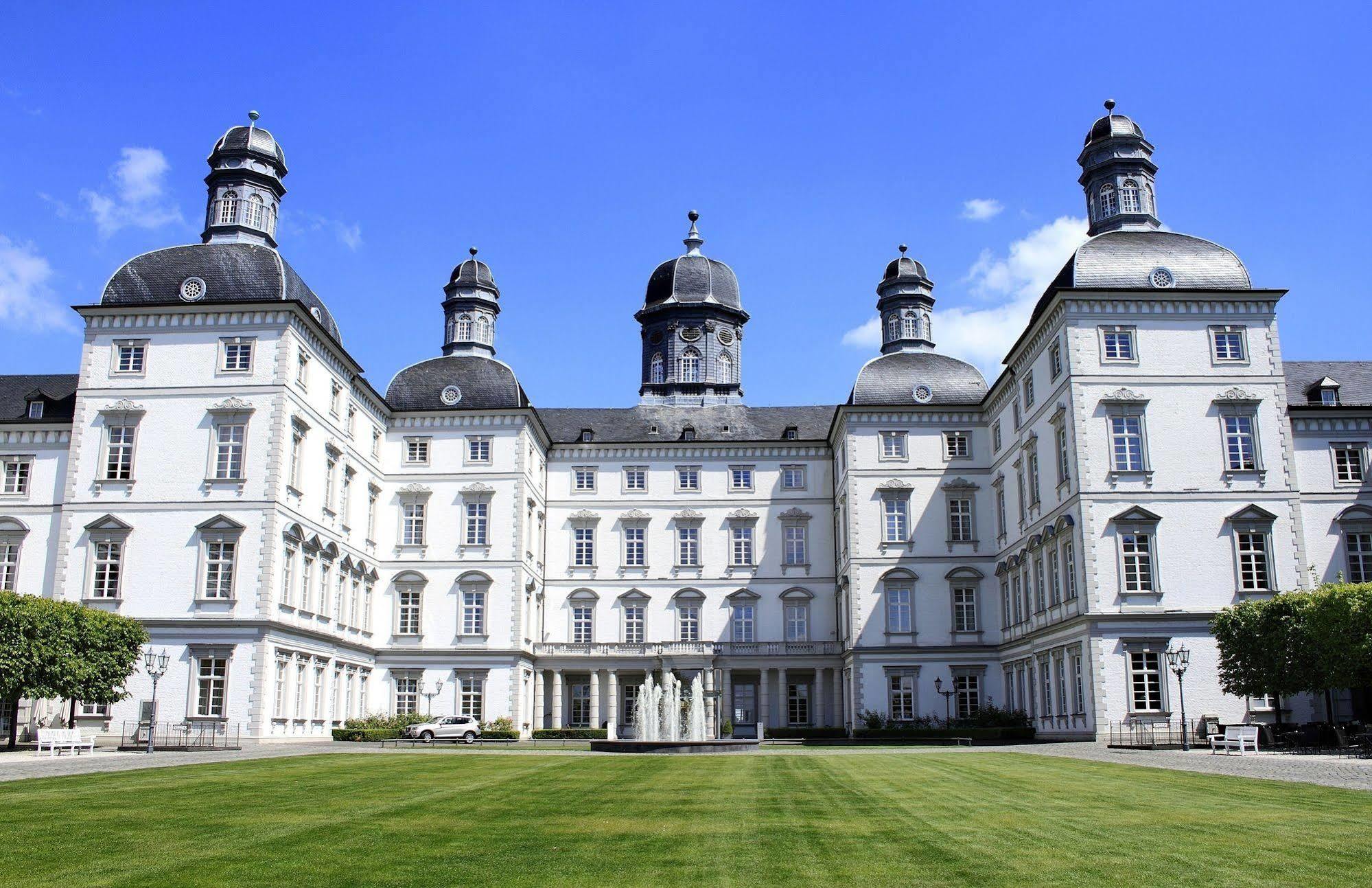 Althoff Grandhotel Schloss Bensberg Bergisch Gladbach Dış mekan fotoğraf Gloriamar Abbey